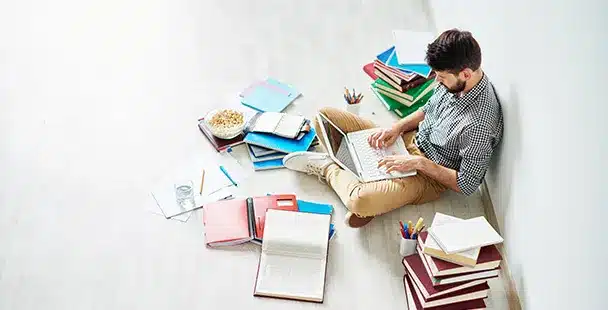 هوش مصنوعی برای نوشتن پایان نامه فارسی ابزارهای یاری در زمان مطالعه